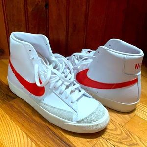 Nike Blazer Mid 77